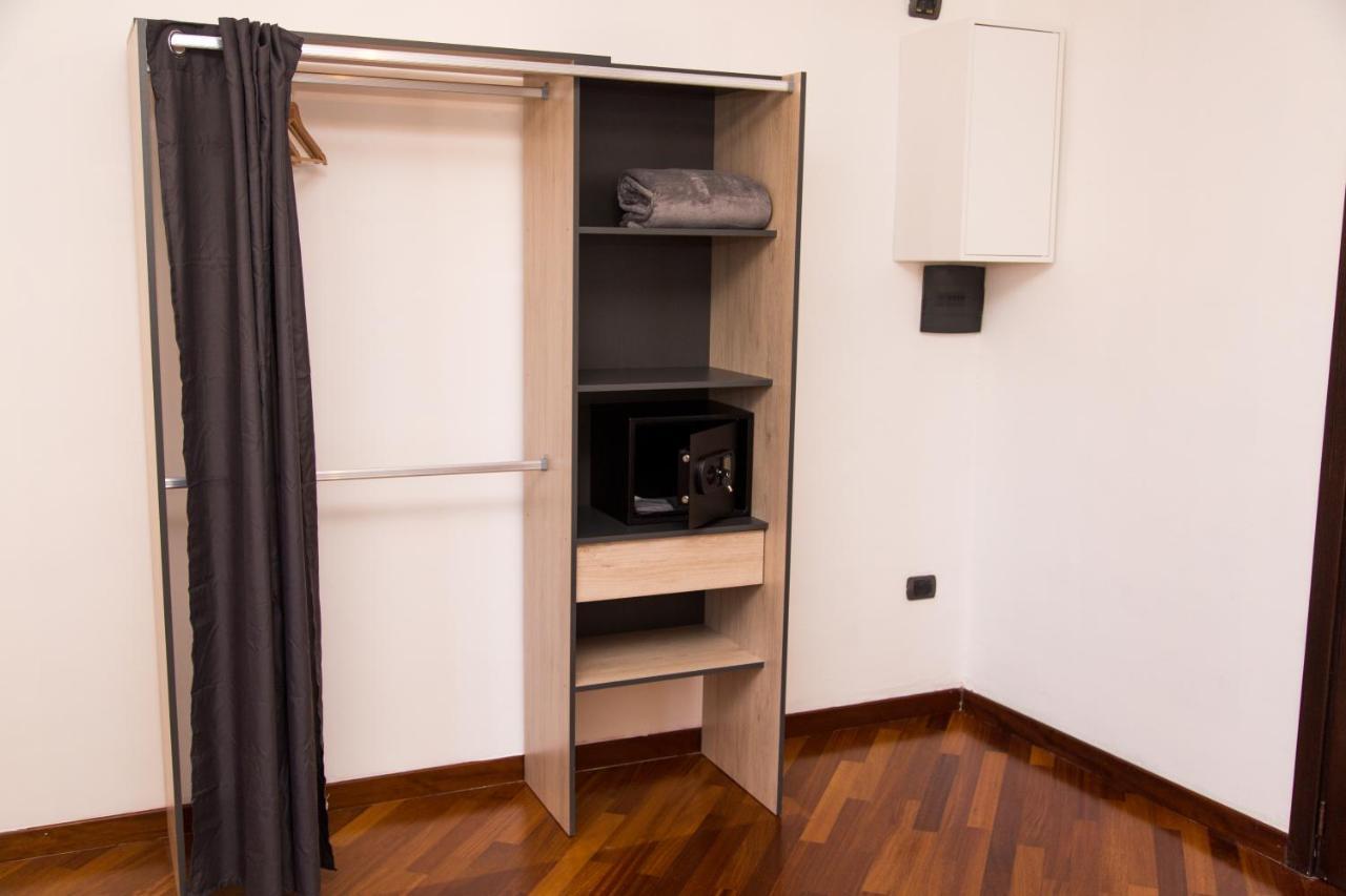 Cuore Di Spaccanapoli Appartement Buitenkant foto